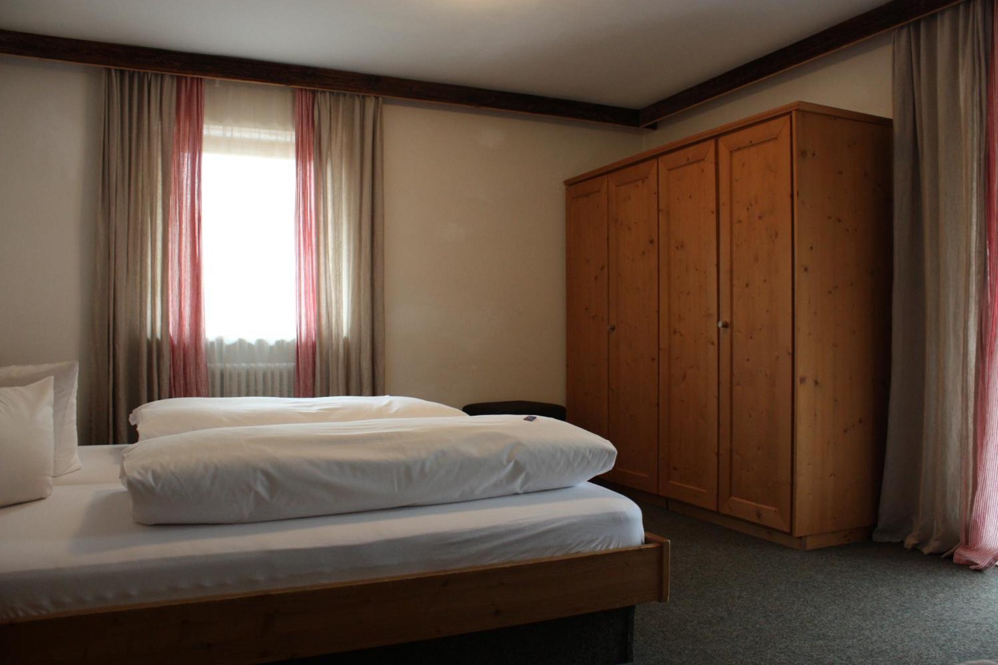 Das Posch Hotel Oberammergau Kamer foto